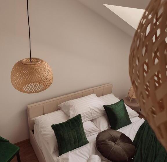 צימר The Loft   Garncarska 1