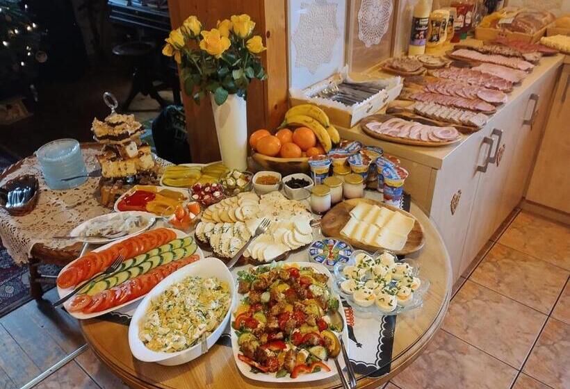 تختخواب و صبحانه U Skowronków