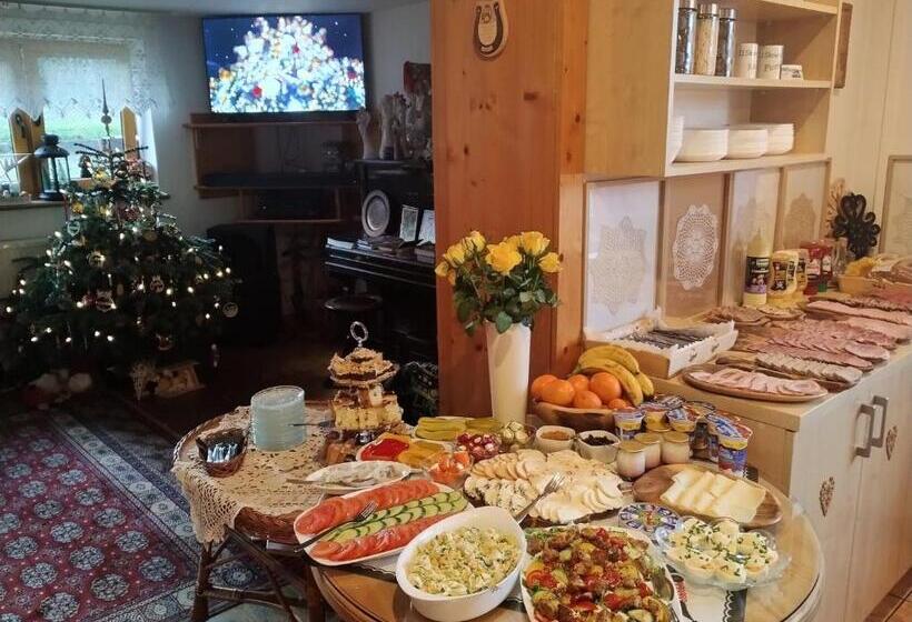 مبيت وإفطار U Skowronków