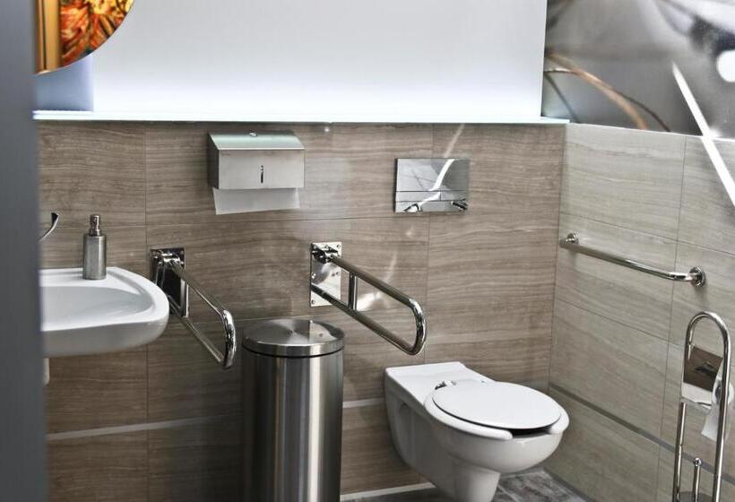 تختخواب و صبحانه Villa Art Korab