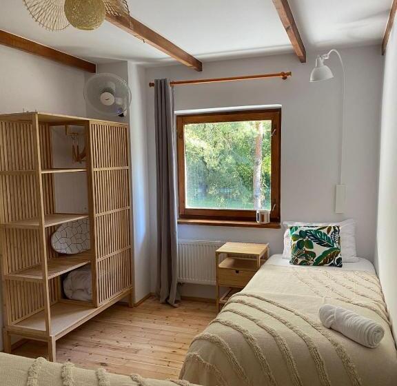 مبيت وإفطار Villa Lulu Piaseczno