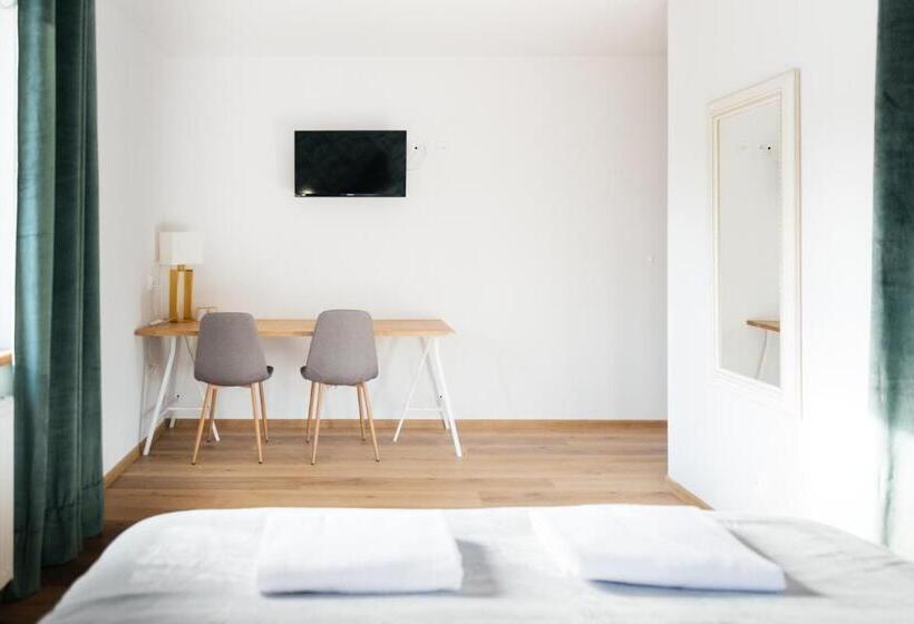 مبيت وإفطار Villa Lulu Piaseczno