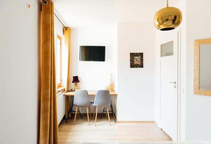 مبيت وإفطار Villa Lulu Piaseczno