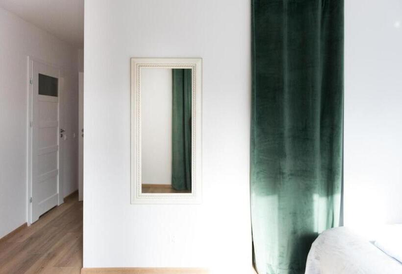 مبيت وإفطار Villa Lulu Piaseczno