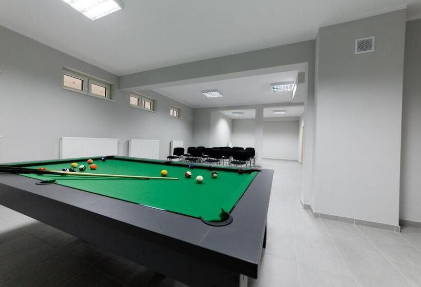 تختخواب و صبحانه Villa Obis