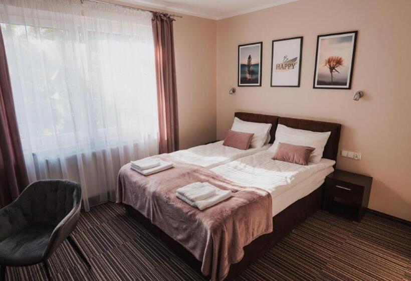 تختخواب و صبحانه Villa Paula