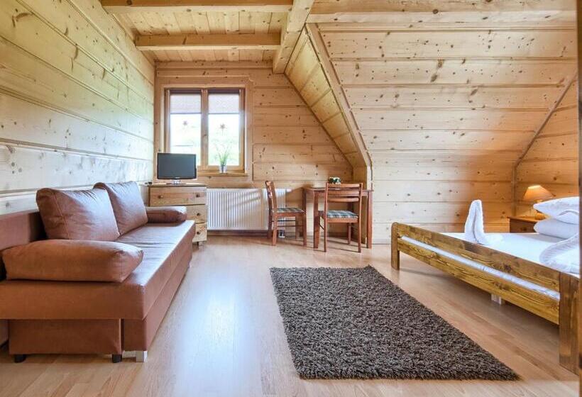 Bed and Breakfast Visitzakopane   Willa Karina