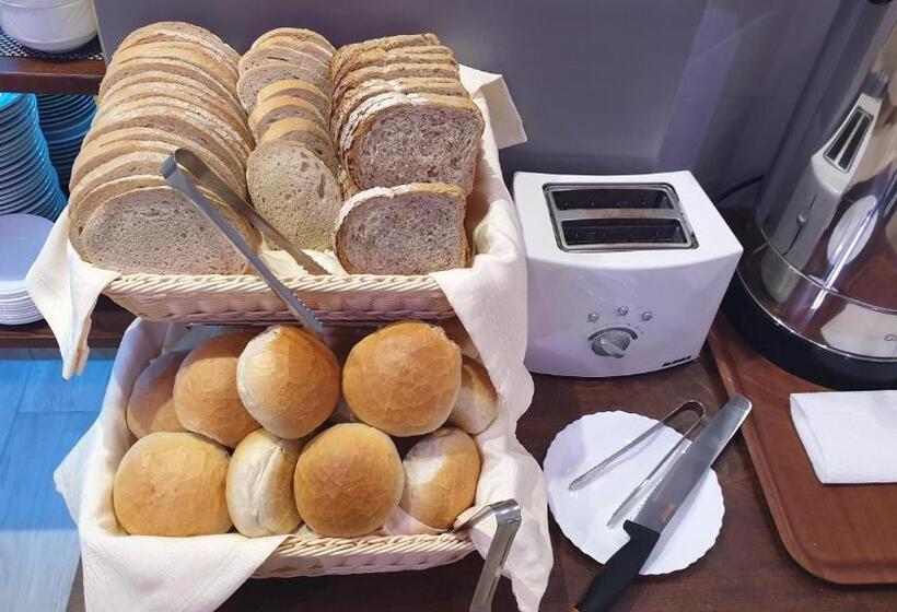 مبيت وإفطار Willa Diament