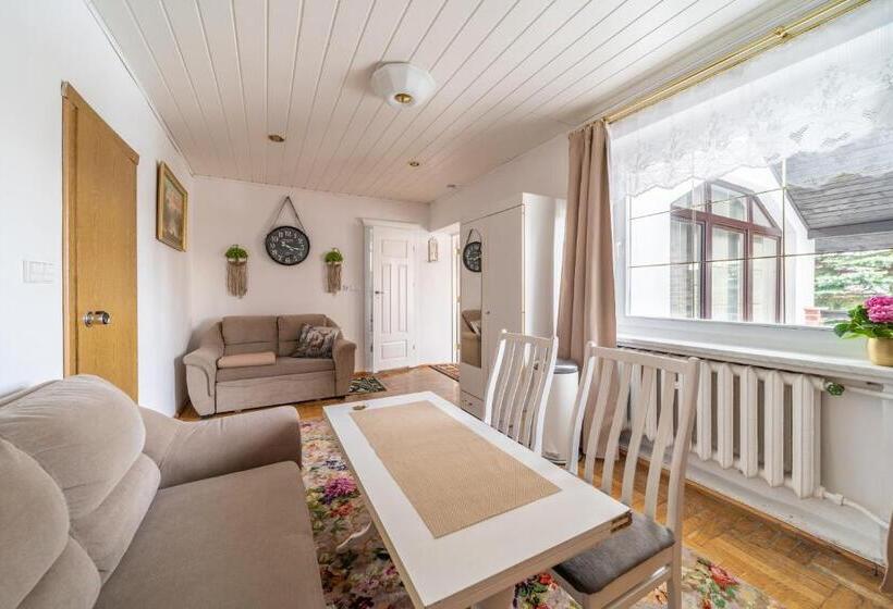 ベッドアンドブレックファースト Willa Gencjana