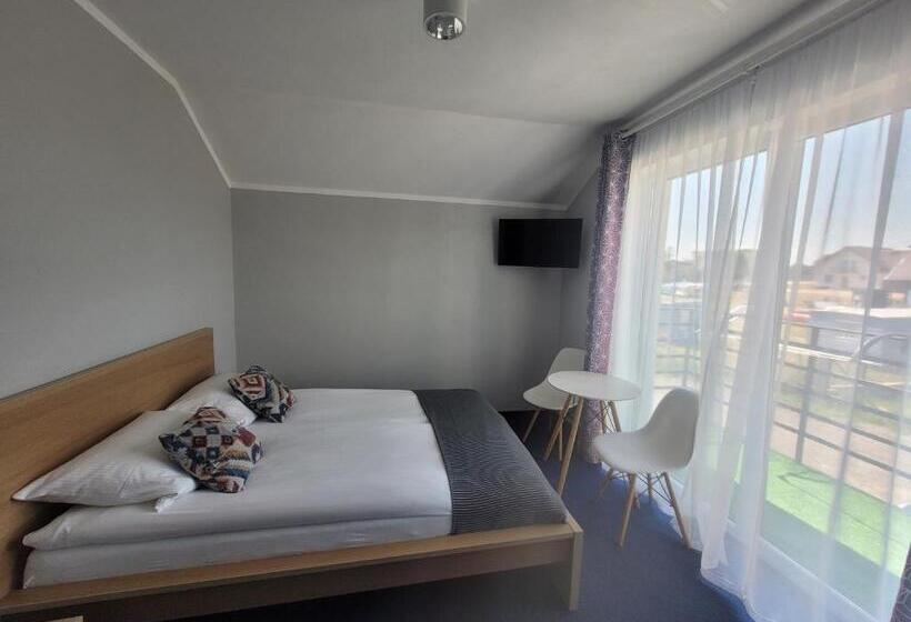 تختخواب و صبحانه Willa Kardamon