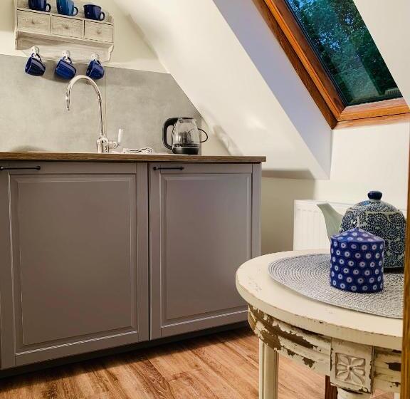 تختخواب و صبحانه Willa Karkonoska