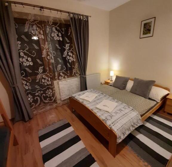 ベッドアンドブレックファースト Willa Tomida