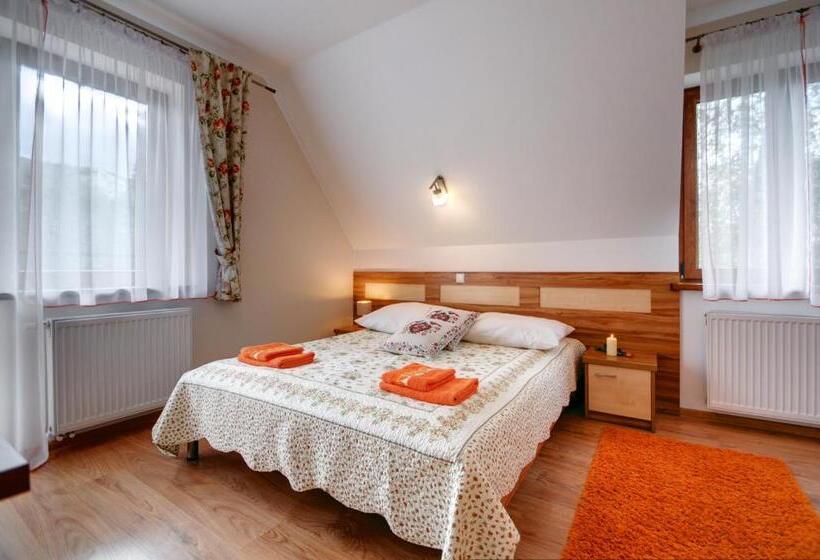 تختخواب و صبحانه Willa U łapów