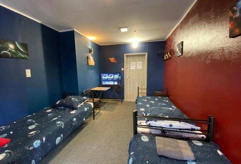 Hostel Galaxy