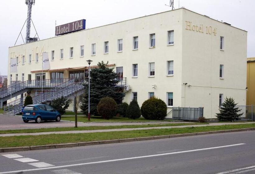 ホテル 104