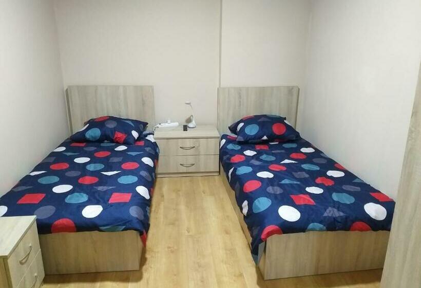 酒店 Agroturystyka Czerwone Maki 2 łazienki 5 Pokoi Kuchnia   Noclegigrodziskpl 792 535 535