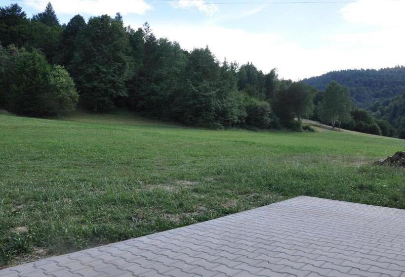 ホテル Agroturystyka Królowo