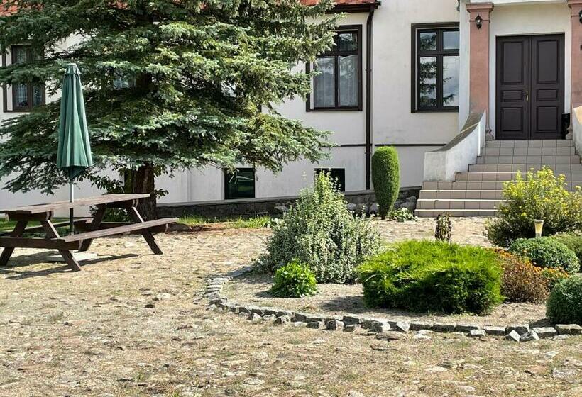 Отель Agroturystyka Pod Wieżą