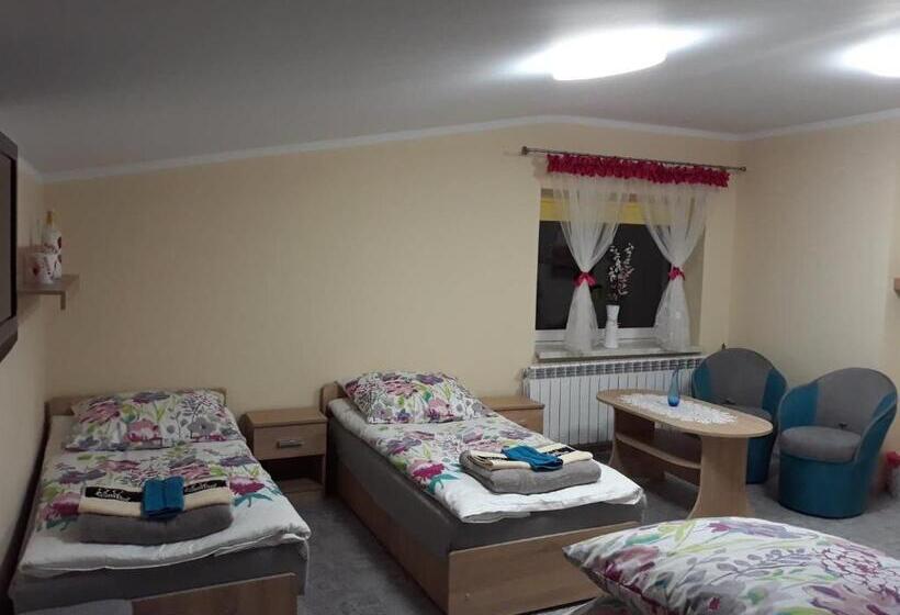 בית מלון כפרי Agroturystyka Stokrotka