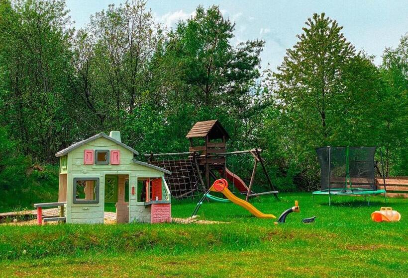 호텔 Agroturystyka U Moniki