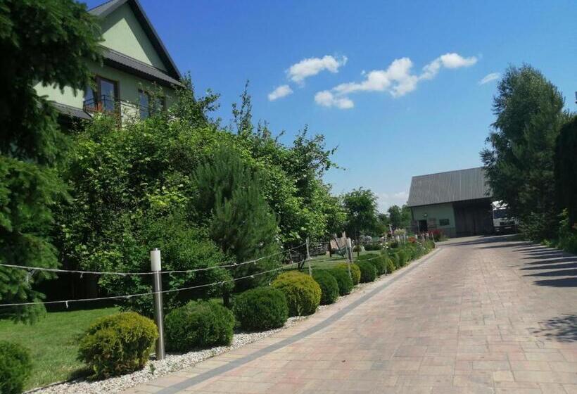 酒店 Agroturystyka U Robka