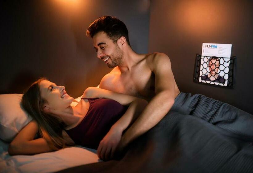 هتل کپسول Lublin Capsules   Lubelskie Kapsuły