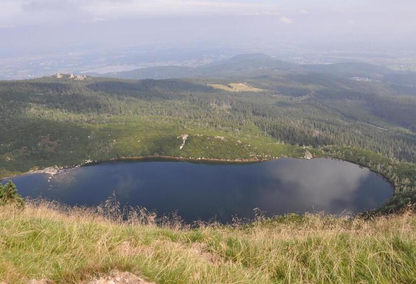 Отель Czarnotka