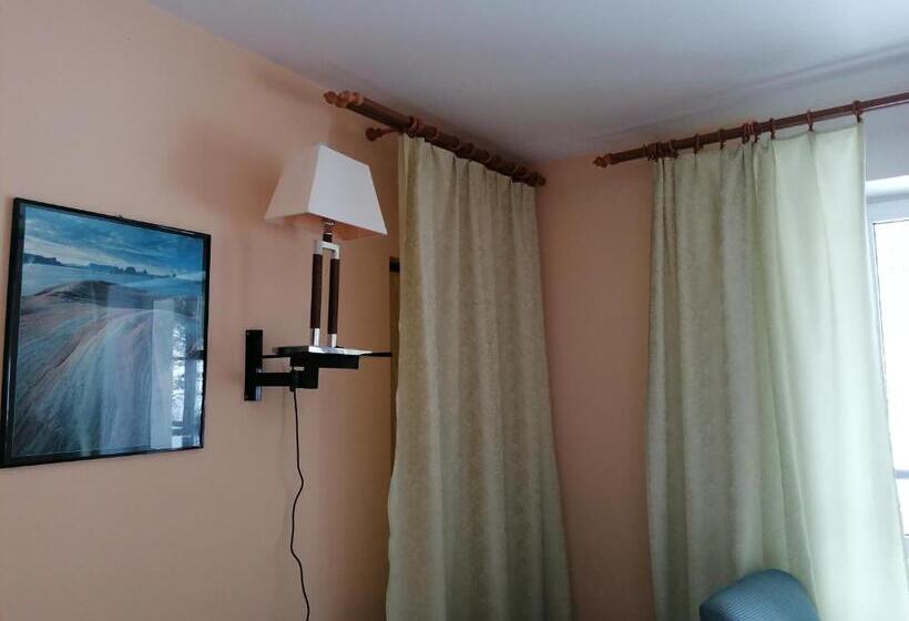 ホテル Dom Honorat, Kamianna 70, 33 336