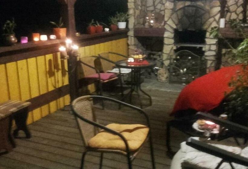 酒店 Dom Na Rozdrożu