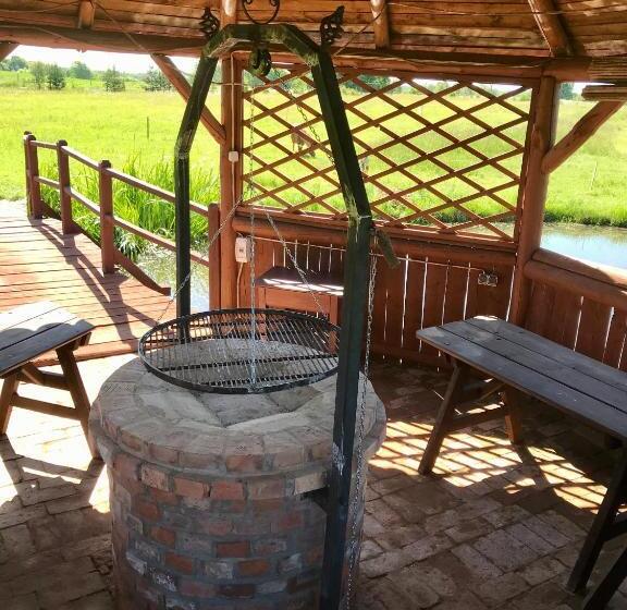 בית מלון כפרי Dom Nad Rozlewiskiem