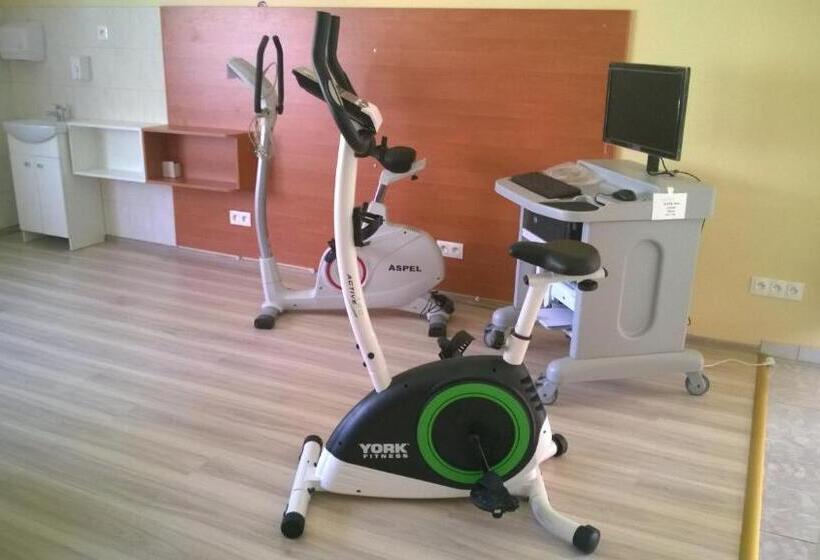 בית מלון כפרי Dom Turysty Salus