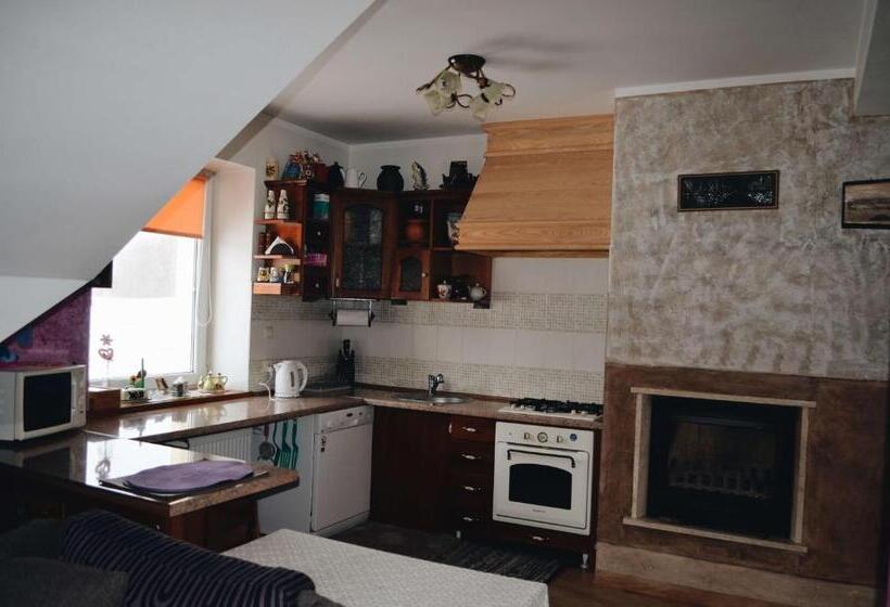 هتل Eko Zagroda Bocianie Gniazdo