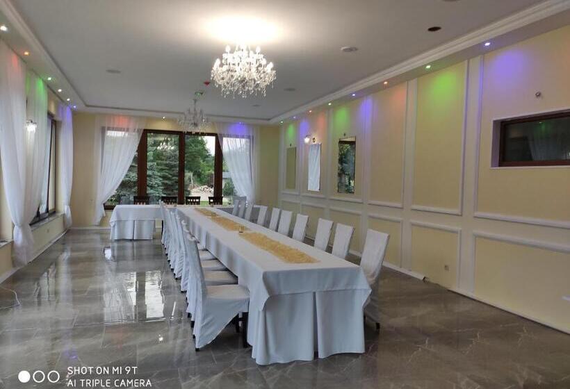 בית מלון כפרי I Restauracja Admirał