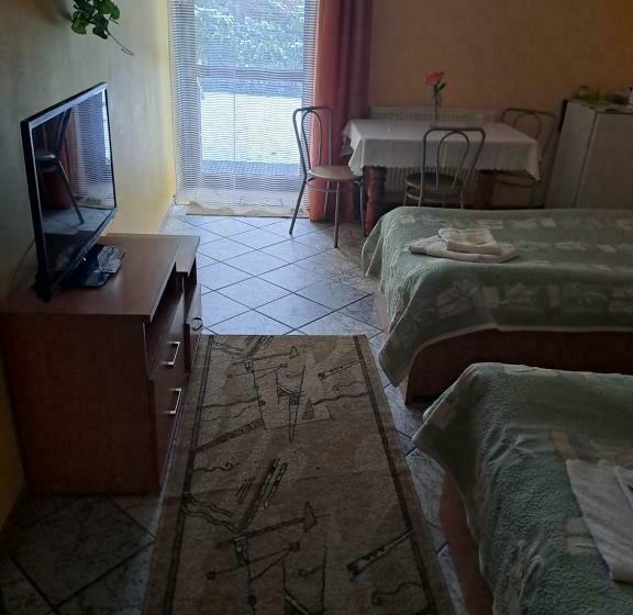 בית מלון כפרי Ik Warmia  Pensjonat, Hostel