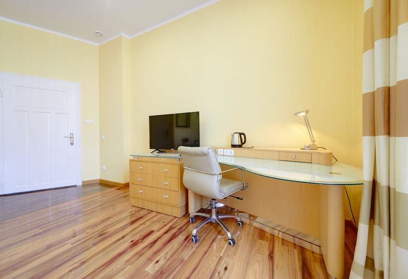 هتل Jagiellońska 3 Apart