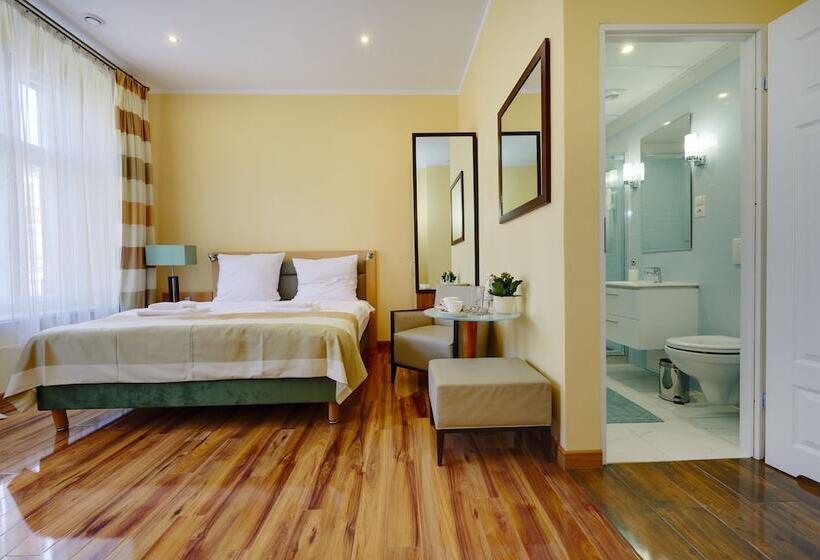 هتل Jagiellońska 3 Apart