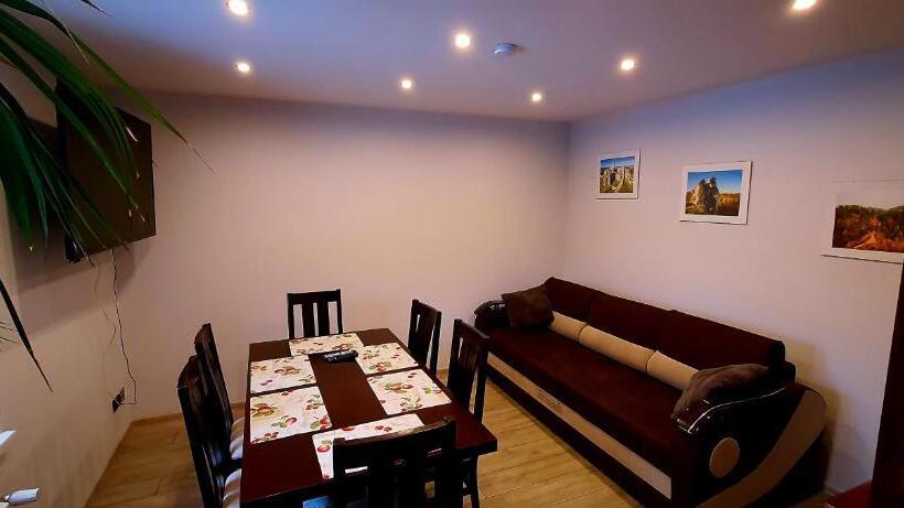 酒店 Jurajskie Manowce