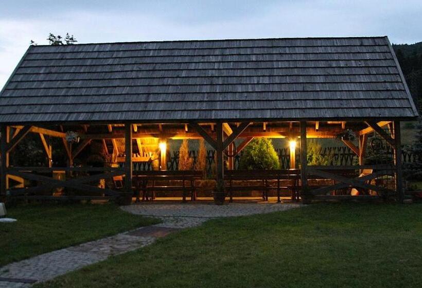 בית מלון כפרי Mała Sowa