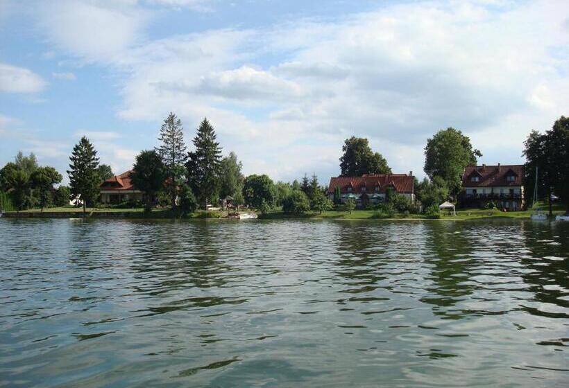 هتل Mazurska Apartamenty