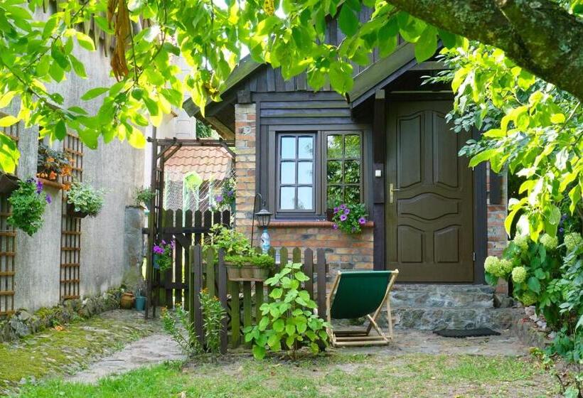 هتل Mazurska Apartamenty