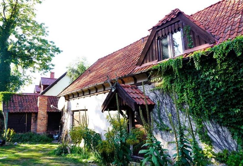 هتل Mazurska Apartamenty