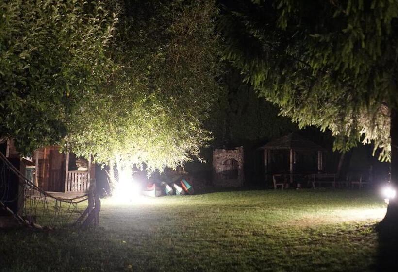 هتل Mazurska Apartamenty