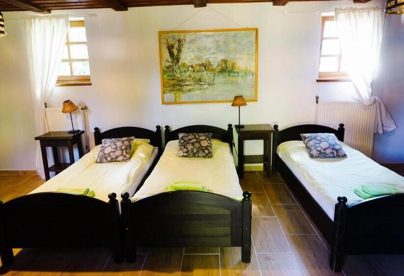 هتل Mazurska Apartamenty