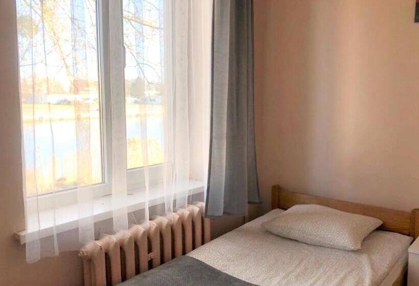 فندق Noclegi Jachtklub Elbląg