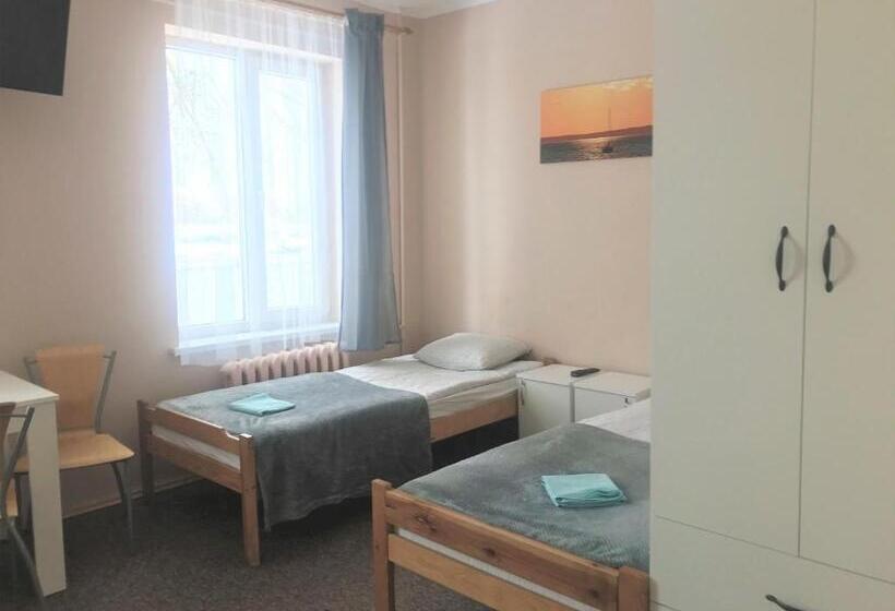 فندق Noclegi Jachtklub Elbląg