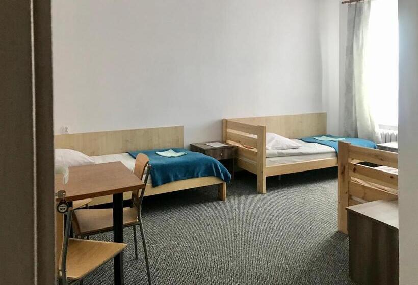 فندق Noclegi Jachtklub Elbląg