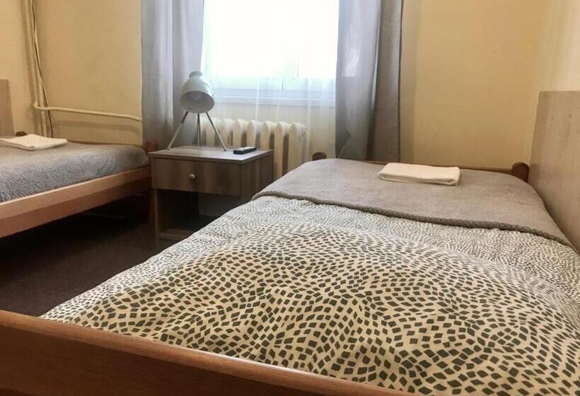 فندق Noclegi Jachtklub Elbląg