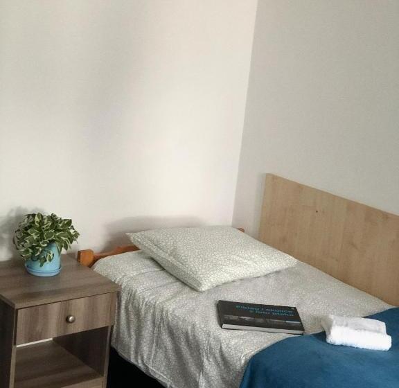 فندق Noclegi Jachtklub Elbląg