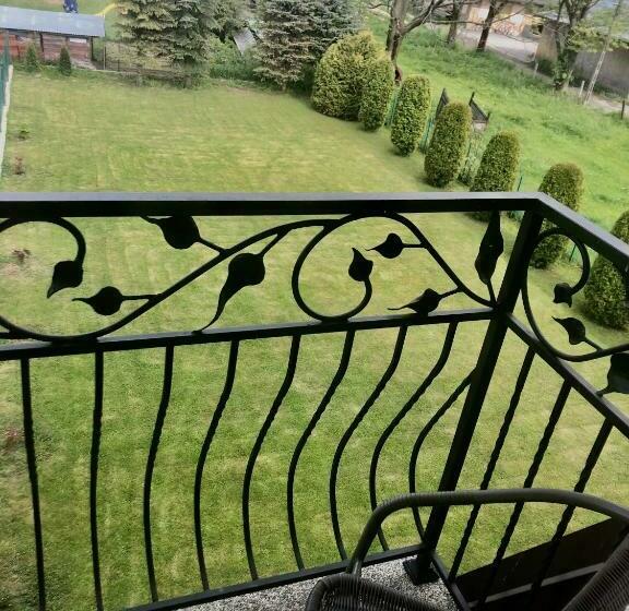 Отель Noclegi U Masnych