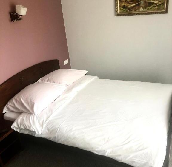 Отель Noclegi U Masnych